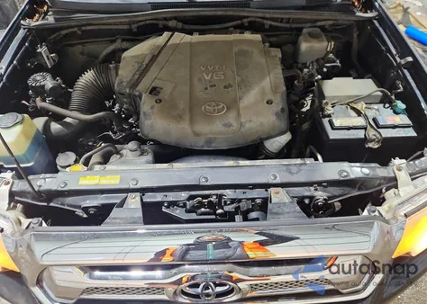 2012 Toyota Tacoma Double Cab z USA, uszkodzony, nr VIN 3TMLU4EN9CM097228